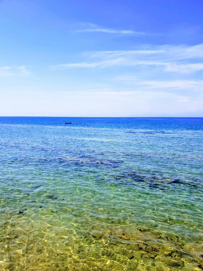 Emi'S Beach Apartment Nea Kallikrateia エクステリア 写真